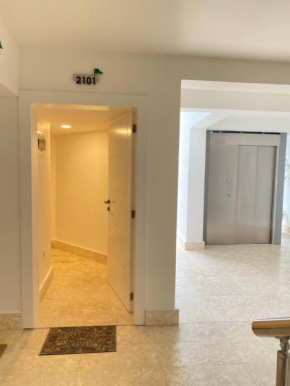 Hermoso aparta estudio Green One